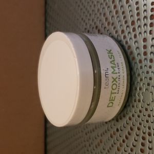 Teami green tea detox mask